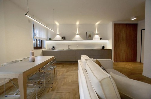 Foggia Apartment | Garibaldi living