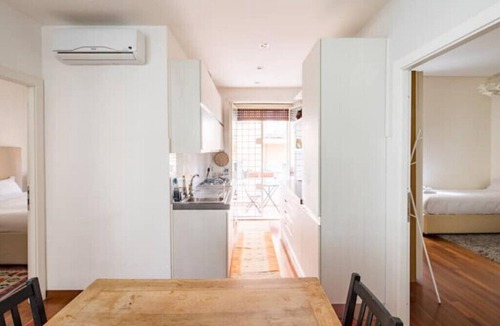 Gianicolense Apartment | Gianicolo Elegant Art Oasis