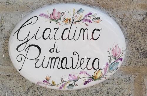 Bagnoregio Apartment | GIARDINO DI PRIMAVERA