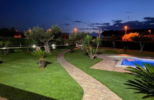 Treglio House | Giardino tra gli ulivi