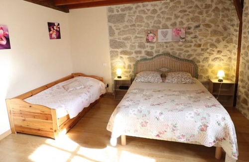 Labesserette Cottage | Gite Labesserette, 2 bedrooms, 5 persons