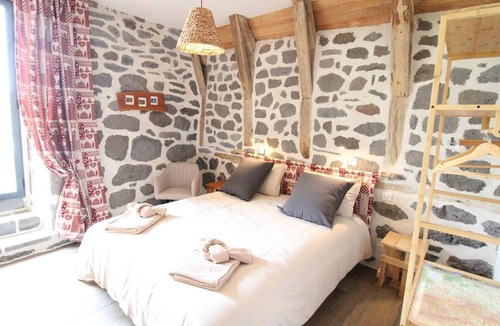 Le Vaulmier Cottage | Gite Le Vaulmier, 2 bedrooms, 4 persons