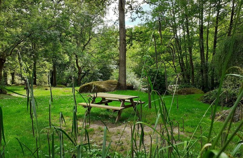 Getigne Cottage | Gîte "Tiretaine" with garden by the river, near Clisson