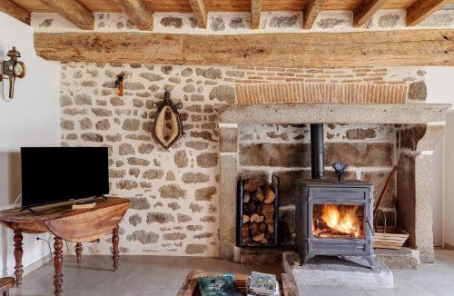 Franseches House | Gite Village De La Pierre De Masgot