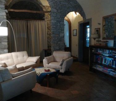 Bagnone House | Giunasco
