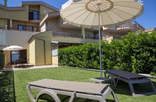 Marina di Vasto House | Giuvra Garden House