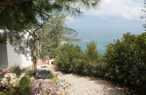 Mattinata Apartment | - Gli Orizzonti di Agata - Villa with a wide view of the sea - TULIPANO -