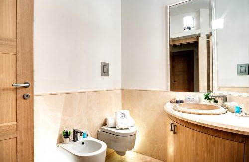 Marina Piccola Villa | GOCCE VILLAS - Villa Bouganvillea Superb Capri Villa with Views