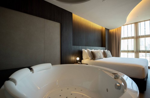 Naples Hotel | Gold Tower Lifestyle Hotel