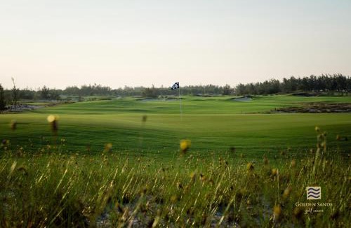Phu Vang Hotel | Golden Sands Golf Resort