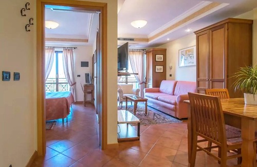 Guidonia Montecelio Apartment | Golf Club Suite 3 Rome