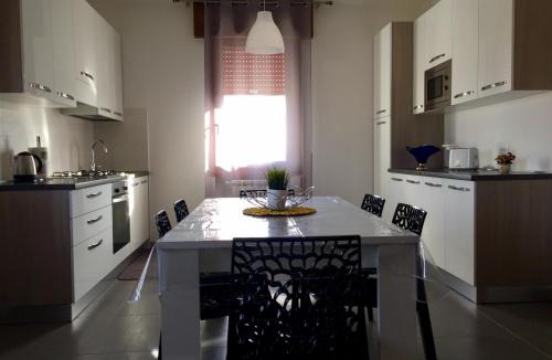 Favaro Veneto House | Gondola House