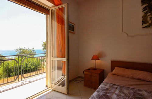 Agropoli Apartment | Gorgeous apartment in Agropoli with WiFi
