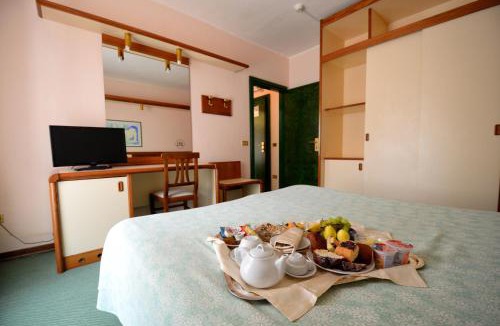 Rocca di Mezzo Hotel | Grand Hotel delle Rocche