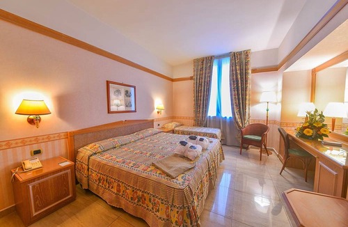 Ischia Porto Hotel | Grand Hotel Delle Terme Re Ferdinando