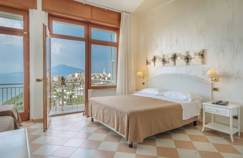 Seiano Hotel | Grand Hotel Moon Valley