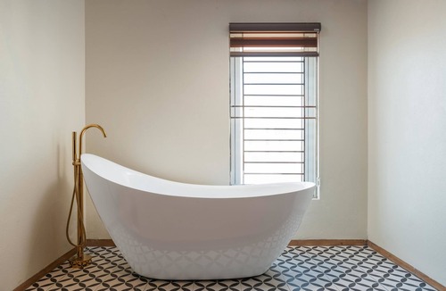 Tu Son Hotel | Grand Luxury Hotel