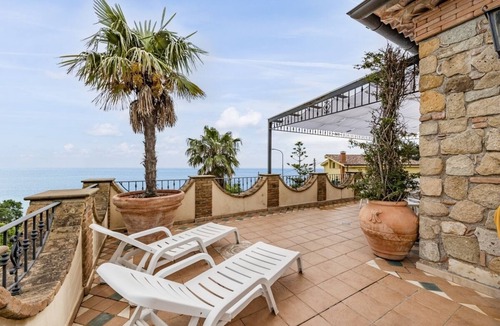 Pisciotta Villa | Grandma Angela's villa sea view