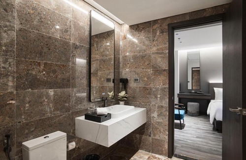 Cau Giay Hotel | GrandView Hotel & Residence Hanoi