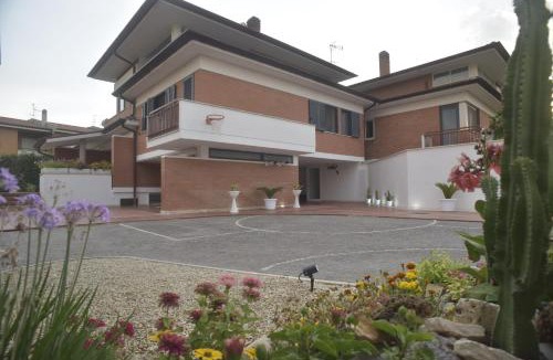 Terracina Apartment | Green House