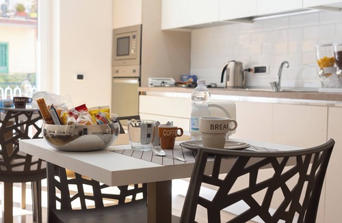 Fuorigrotta Bed & Breakfast | Green Room