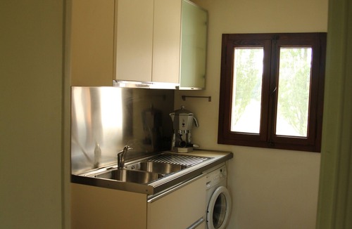 Ospedaletto di Istrana Apartment | 'Grimilda' Apartment with Shared Pool, Wi-Fi and Air Conditioning
