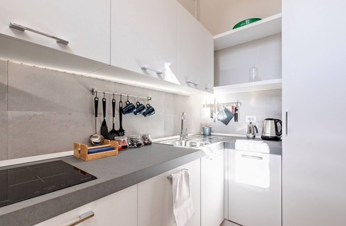 Rione VII Regola Apartment | Grotta Pinta Apartment - Int. 10