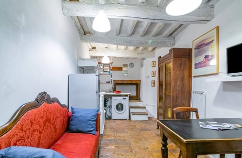 Urbino Apartment | GuestHost - Valbona apartment in the heart of Urbino