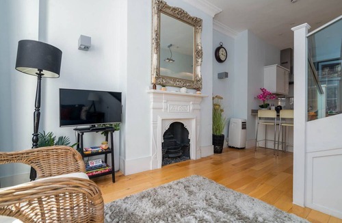 Holborn and Covent Garden Apartment | GuestReady - 2BR Maisonette in Covent Garden