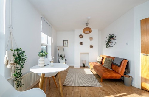 Stratford and New Town Apartment | GuestReady - Bow's Delight near London Stadium