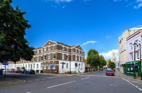Greenwich West Apartment | GuestReady – Modern hideaway by Greenwich Park