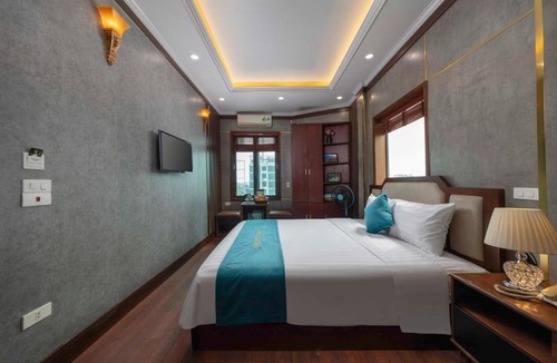 Soc Son Hotel | Ha Noi Airport Hotel & Travel