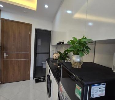 Nhat Tan Apartment | Ha Noi Vivu home NC41