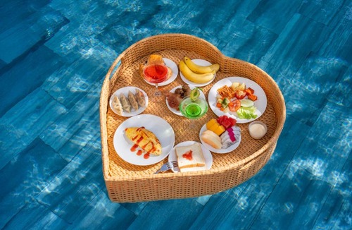 Cua Đai Hotel | HA Ocean Front Hotel and Apartment
