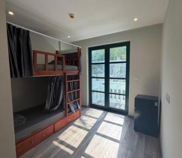 Duong To Hostel | Hai Beo Social Guesthouse