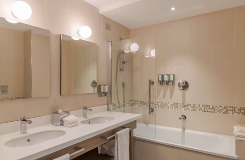 Zona XII Torre Spaccata Hotel | Hampton by Hilton Rome East