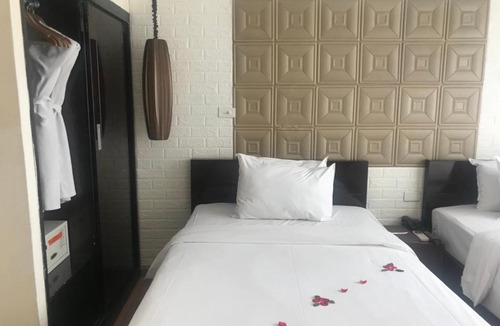 Hang Trong Hotel | Hanoi Impressive Hotel