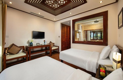 Hanoi Backpacker Quarter Hotel | Hanoi Nostalgia Hotel & Spa