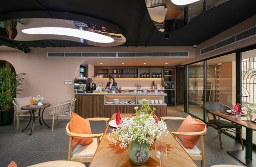 Nhat Tan Apartment | Hanoi Riverview Boutique Hotel & Apartment