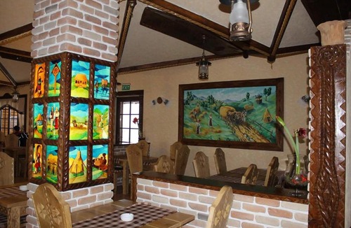 Romuli House | HANUL TENTEA