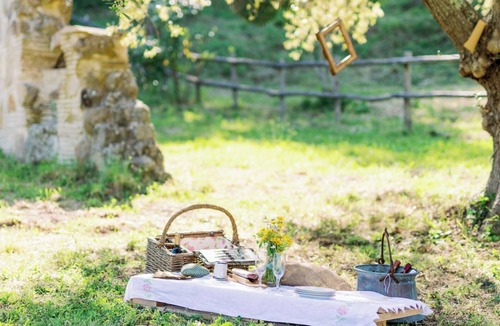 Tolfa Villa | Haven of peace and relaxation, surrounded by greenery, with swimming pool, just a stone's throw from Rome.