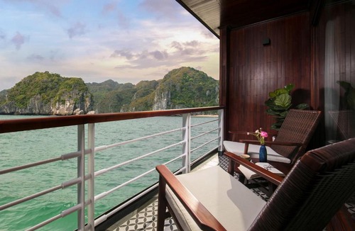 Ha Long Boat Rental | Heritage Cruises Binh Chuan Cat Ba Archipelago