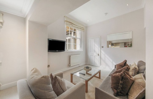 Mayfair Apartment | Hertford Flat 5