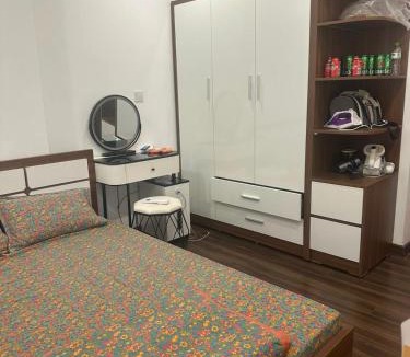 Le Chan Apartment | High-End apartment 2 bed furnished prime location