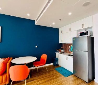 An Thoi Apartment | Hillside apartment sunset town city