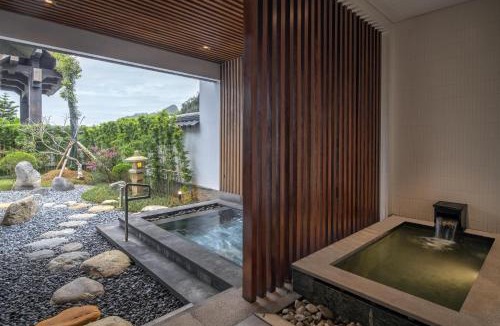Cam Pha Resort | Hilton Quang Hanh Onsen Resort