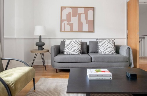Bishop's Apartment | Hip Westminster 2BR in Central Location nr Embankment Tube, by Blueground