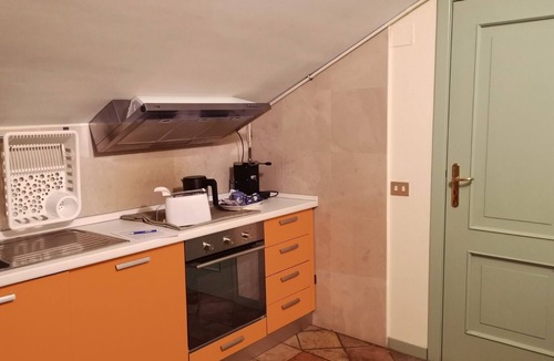 Macerata Apartment | Historic apartment with frescoed ceilings, in the center of the city