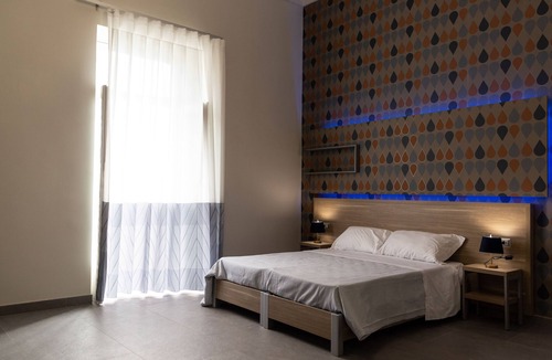 Torre del Greco House | Historic building with private spa