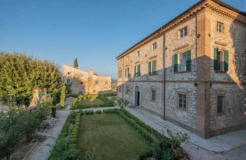 Fornole Villa | Historic villa with swimming pool surrounded by nature